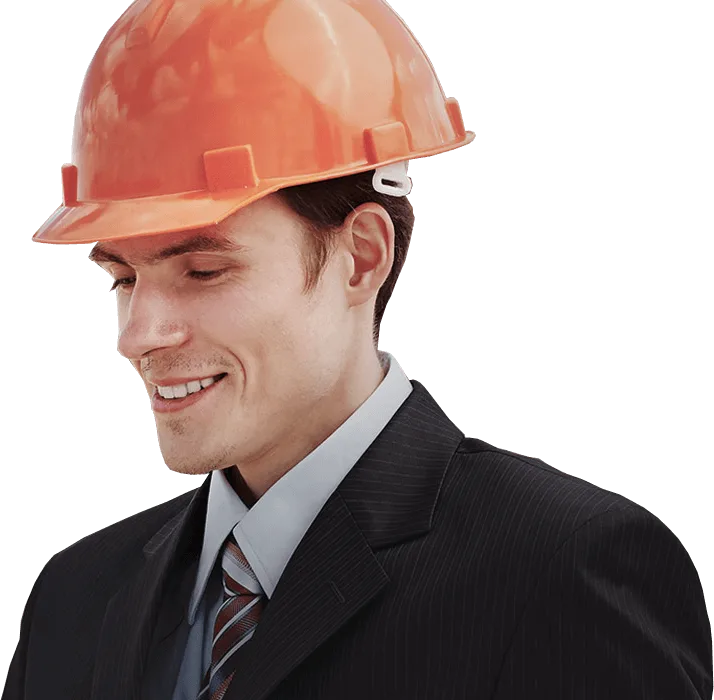 Ingeniero con casco de Indicon Perú